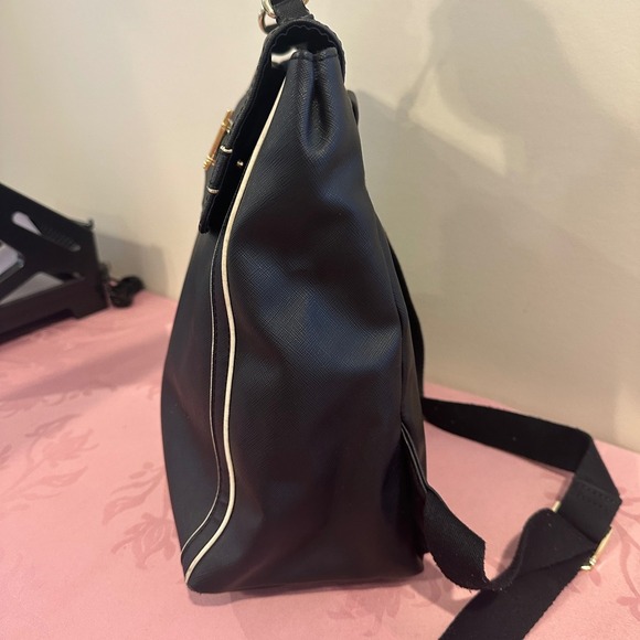 Tommy Hilfiger Black Backpack Convertible Bag Satchel Gold Accents - Picture 2 of 9